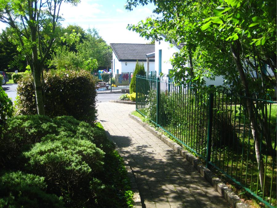 Natural landscaping enhancing an ELC setting. Ballinderreen Community Childcare and Education, Ballinderreen, County Galway